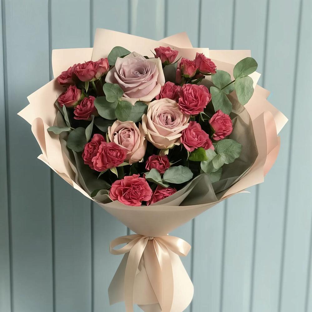 Букет цветов из: Гвоздики и Розы в Пушкино