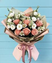 Букет цветов из:  Розы, Альстромерии и Лизиантусы в Пушкино