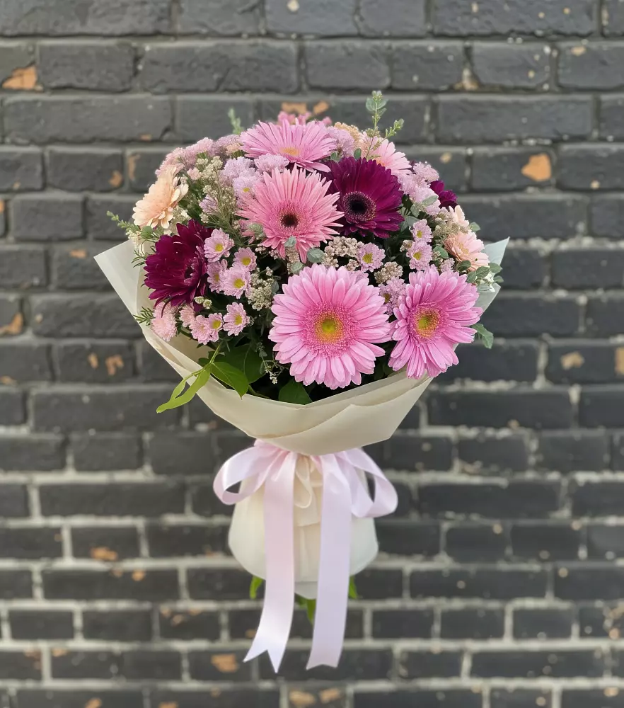 Букет цветов из: Герберы и Хризантемы в Пушкино