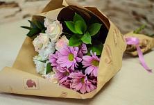 Букет цветов из:  Розы и Хризантемы #REPLACE_PRED# Пушкино