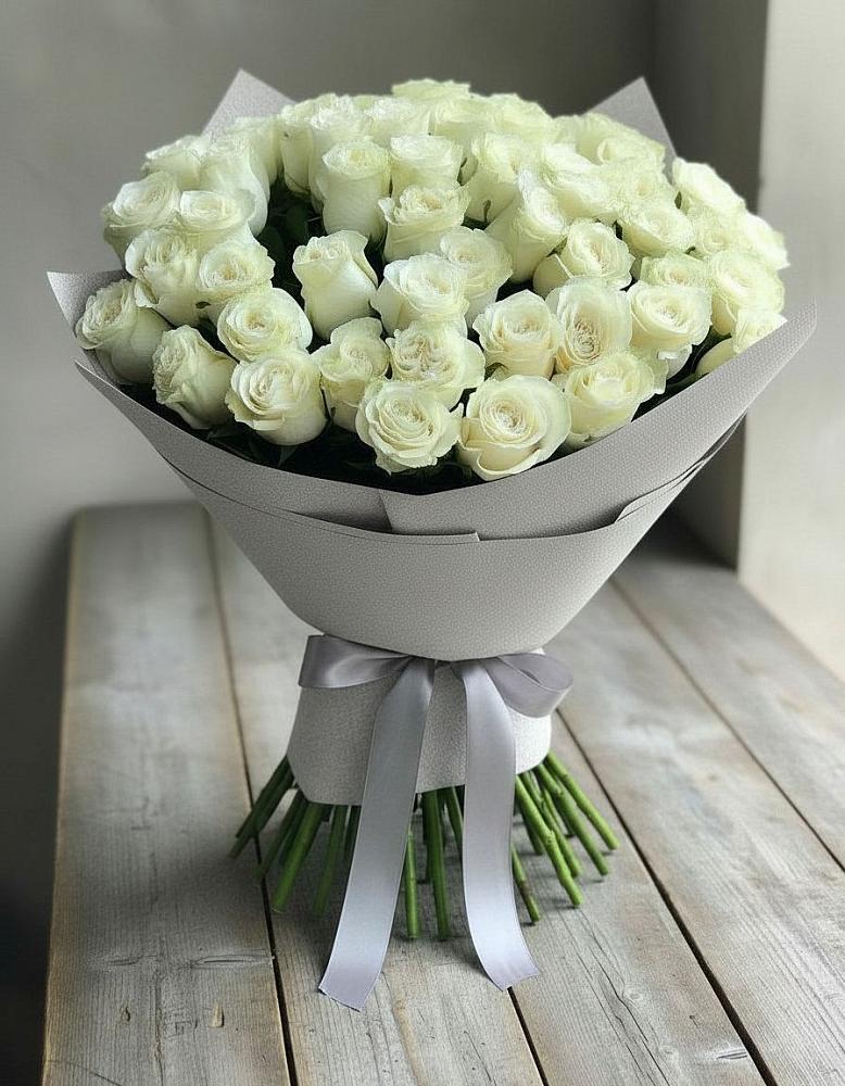 Букет 35 Белых роз в Пушкино