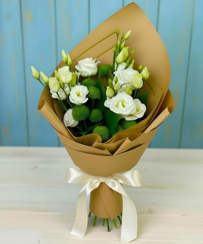 Букет цветов из: Хризантемы и Лизиантусы в Пушкино