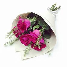Букет цветов из:  Розы в Пушкино
