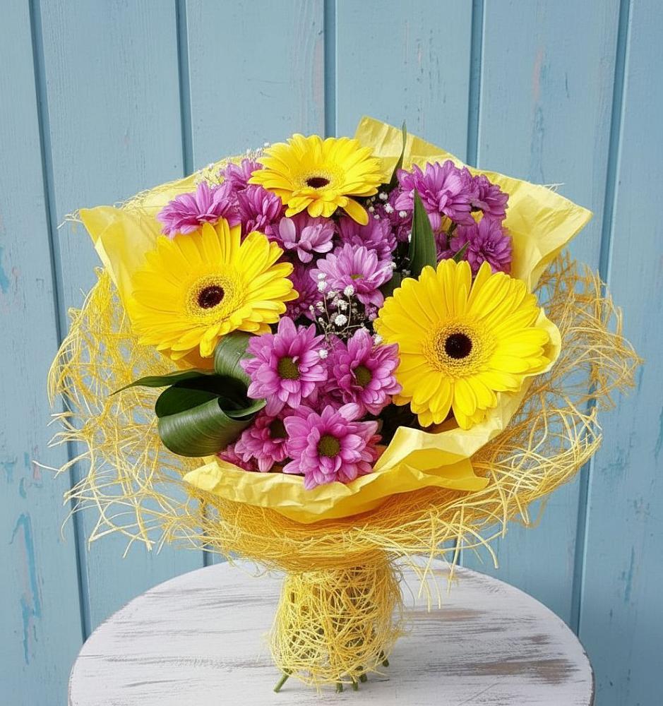 Букет цветов из: Хризантемы и Герберы в Пушкино