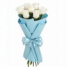 Букет 7 белых роз Проуд в Пушкино