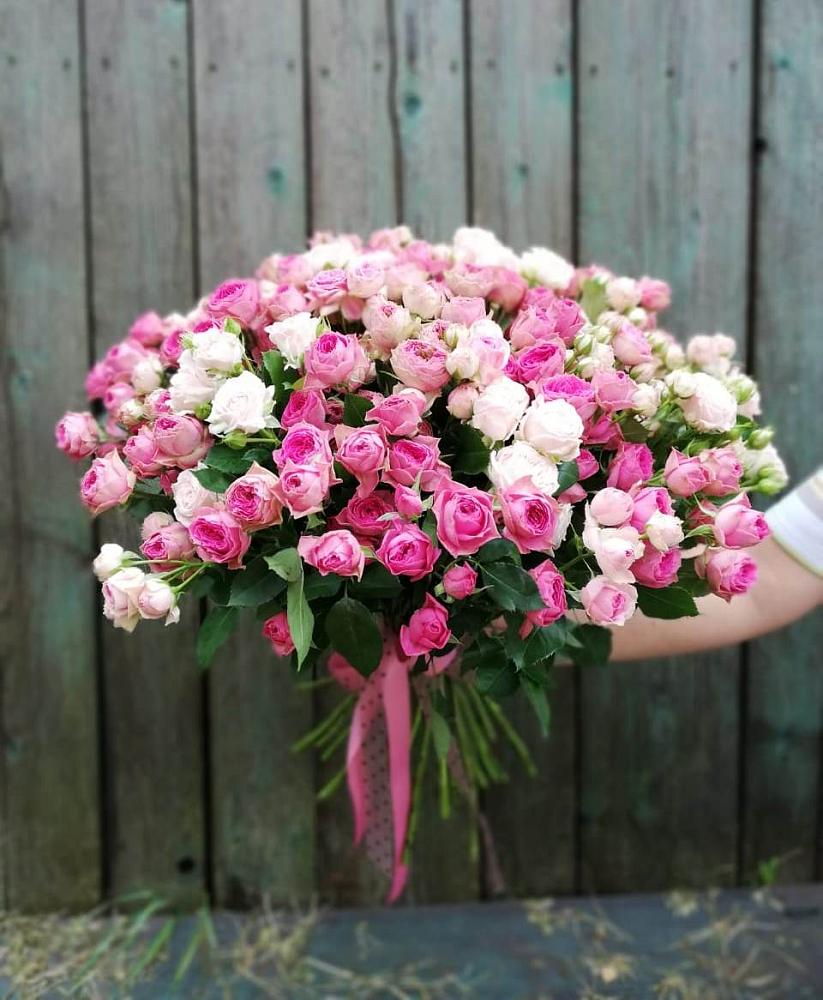 Букет Розовые кустовые розы Натали и Лав Лидия в Пушкино