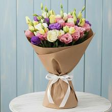 Букет цветов из:  Лизиантусы в Пушкино