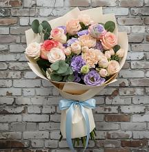 Букет цветов из:  Розы, Лизиантусы и Гвоздики #REPLACE_PRED# Пушкино